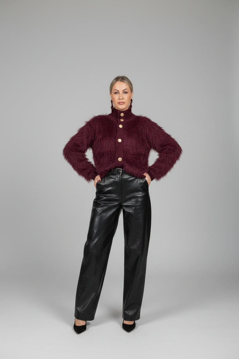 Maglione collo alto con bottoni color oro